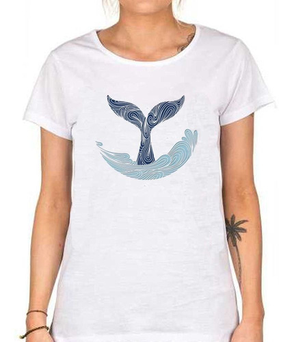 Remera De Mujer Ballena Aleta Agua Mar Oceano