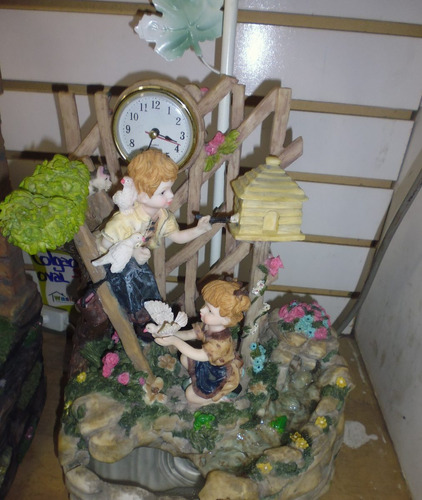 Fuente De Agua , Lampara Y Con Reloj De Ceramica A Corriente