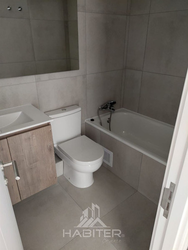 Departamento En Venta De 2 Dorm. En Santiago