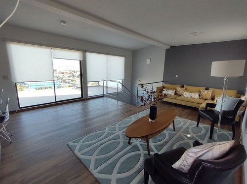 Casa En Venta En Carlos Pacheco 7, Ensenada, B.c.