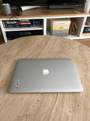 Macbook Pro A1398 8 Ram 256 Ssd Core I7 Leer Descripcion Plateado (Usado)