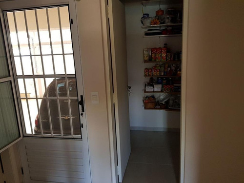 Casa Com 700 M² À Venda, Em Condomínio De Alto Padrão Em Jaguariúna/sp - 13183