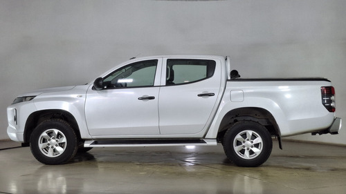 Mitsubishi L200 2.4 TD WORK DC CR