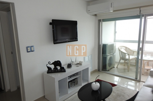 Con Servicios Muy Buen Edificio- Ref: 5363