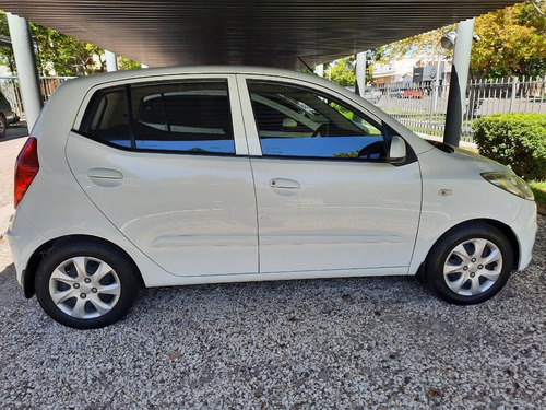 Imagen 5 de 13 de Hyundai I10 1.2 2011