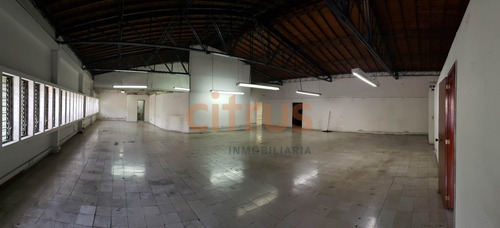 Bodega En Venta En Medellin - Barrio Colombia