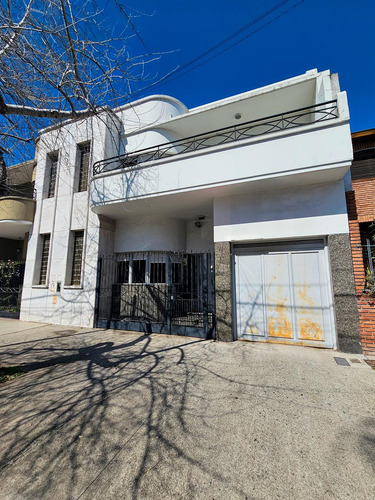 Casa 5 Ambientes Con Dependencia En Villa Devoto