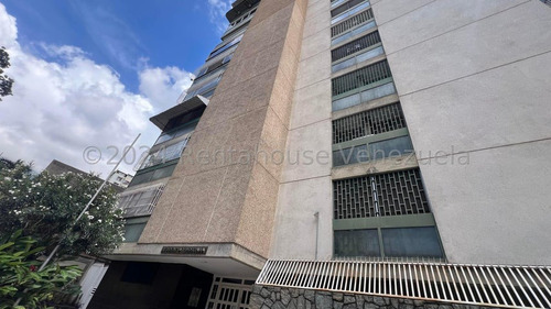 Se Vende Apartamento En Los Palos Grandes, Caracas, 24-14890
