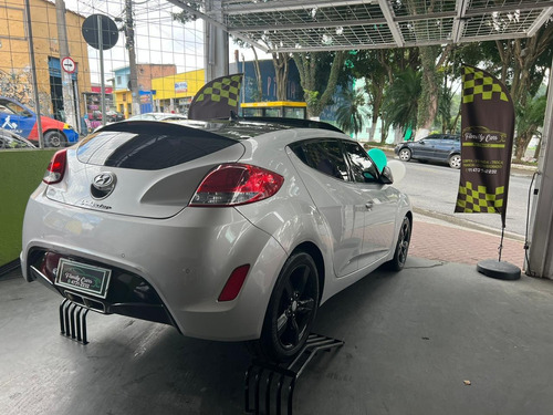 Imagem 5 de 7 de Hyundai Veloster 2012 1.6 16v 2p