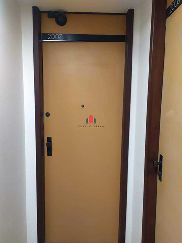 Imagem 5 de 15 de Sala Comercial À Venda Na Av. Rio Branco - Vgsl00004