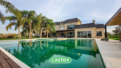 Casa En Venta En San Eliseo Golf