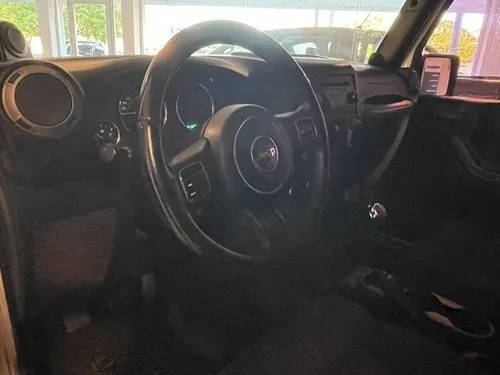 Imagen 3 de 3 de Jeep Wrangler - 2011