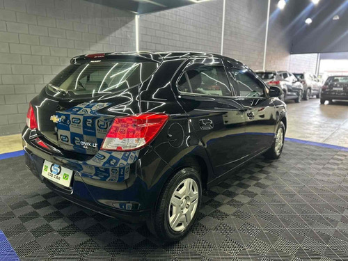Chevrolet Onix 1.0 MPFI LT 8V FLEX 4P MANUAL