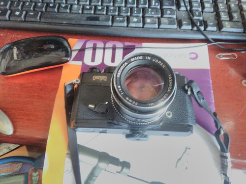 Maquina Fotografica Yashica Fr Japan Raridade