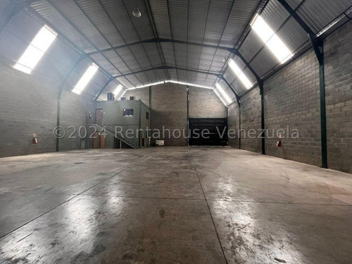 Francisco Rojas Norscia Rentahouse Alquila, Amplio Galpon Comercial En Zona Industrial Ii De Barquisimeto, Ideal Para Tu Empresa Del Ramo Comercial, 2 4 - 1 9 2 5 0, Llama Ya E Invierte Con Nosotros!!