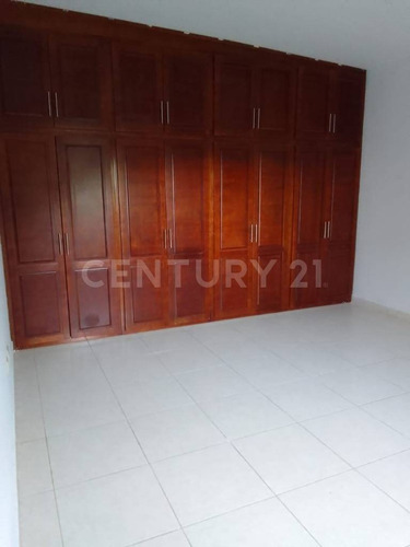 Imagen 17 de 30 de Hermosa Casa En Renta En Quintas San Sebastian. Fraccionamiento Privado