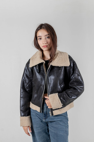 Campera Mujer Con Simil Corderito Byh