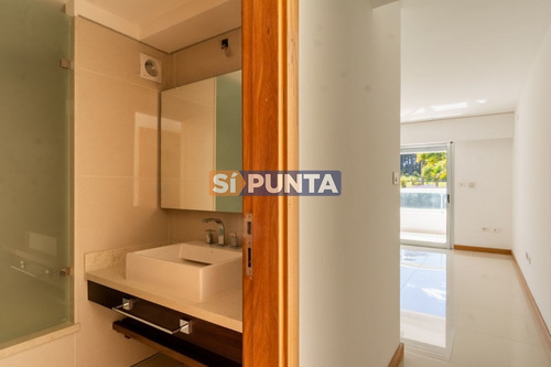 Imagen 6 de 24 de Apartamento A La Venta En Playa Brava