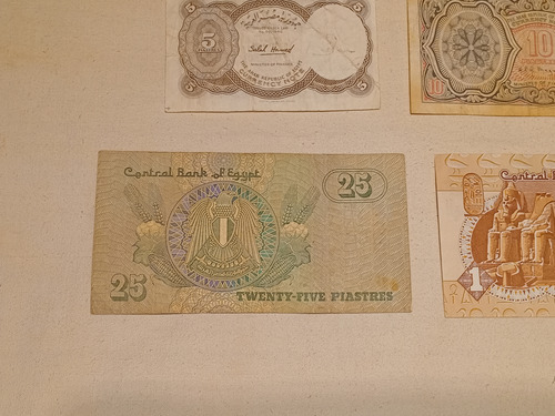 Billetes De Egipto Antiguos One Pound Piastres Son 4