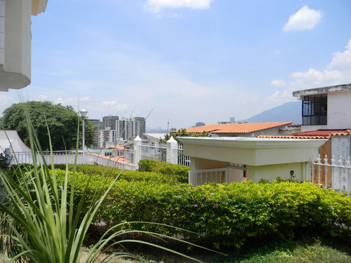 Imagen 30 de 30 de Vendo Bella Casa, 441 M2, 4h +2s, 5b +2s , 4p. Urbanización El Marques