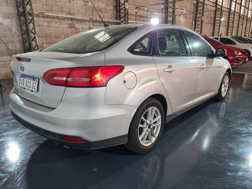 Imagen 8 de 8 de Ford Focus L/16 1.6 4p S
