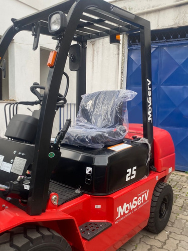 Distribuidoras: Empilhadeira 2,5t Triplex De 6m! Compre Já!
