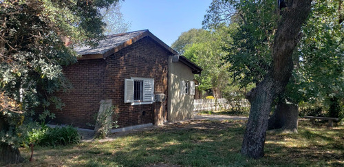 Casa En Venta - 3 Dormitorios 1 Baño - Cochera - 7.186mts2 - Moreno