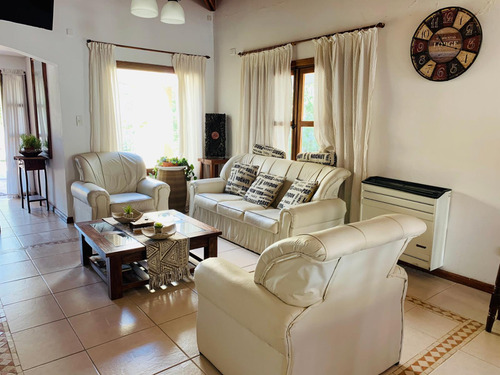 Gran Casa Monte Del Este