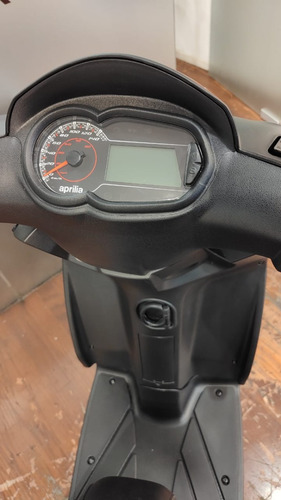Scooter Aprilia Sr 160 Negro