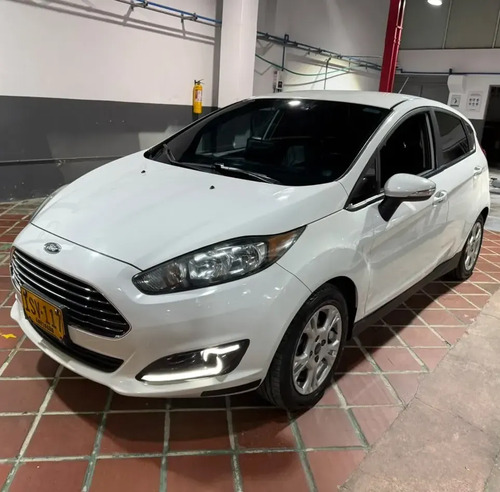 Ford Fiesta Se 1,6l At
