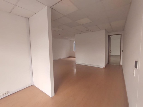 Imagen 14 de 17 de Edificio En Arriendo En Bogotá El Lago. Cod 102337