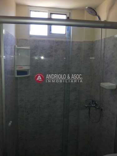Casa En Zona Lugano- Ref: 5085