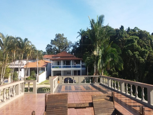 7 Dormitórios (5 Suítes) Frente Ao Mar Com Garagem Náutica No Parque Náutico Em Cananéia/sp - 0076 - 32622252