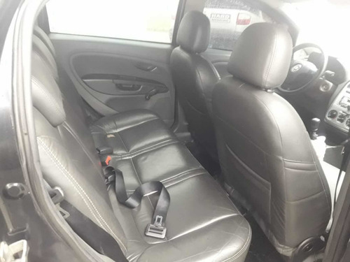 Imagem 7 de 7 de Fiat Punto 2011 1.4 Attractive Flex 5p