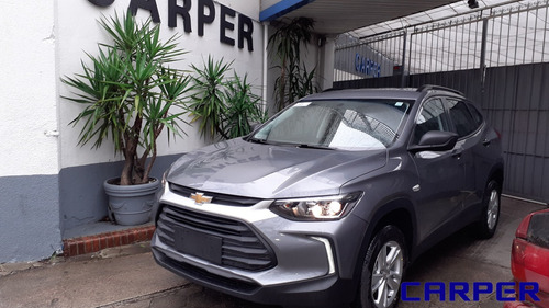 Imagen 3 de 11 de Chevrolet Tracker Ls 2023