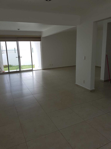Imagen 3 de 13 de Lomas Del Tec Jardin Y Vista