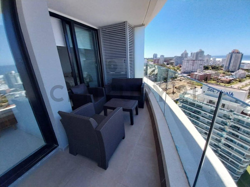 Venta Divino Piso Alto De Un Dormitorio En Excelente Zona Chiverta