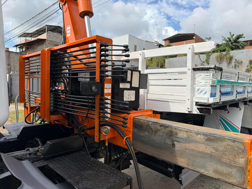 Caminhao 4x4 Com Munck A Venda Mb 1725 Ano 2009
