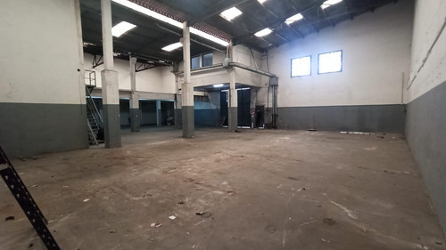 Depósito - Galpón De 630m2. Barracas - Venta