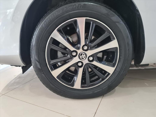 Imagem 14 de 14 de Yaris 1.5 16v Flex Sedan Xls Connect Multidrive
