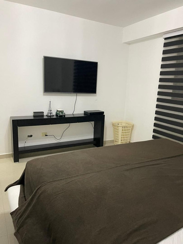 Imagen 11 de 14 de Apartamento En Venta Urb Las Salias 150 M2 San Antonio