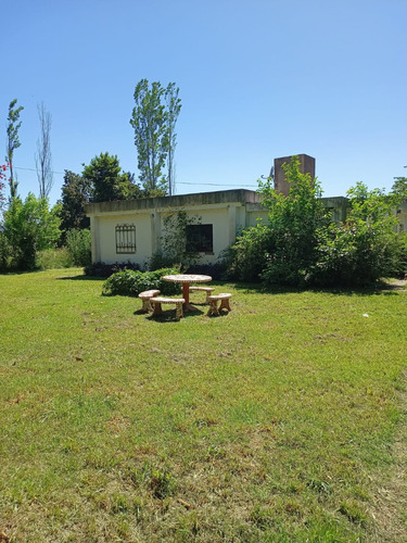 ¡¡se Vende Casa Quinta Con Lote Arbolado!!