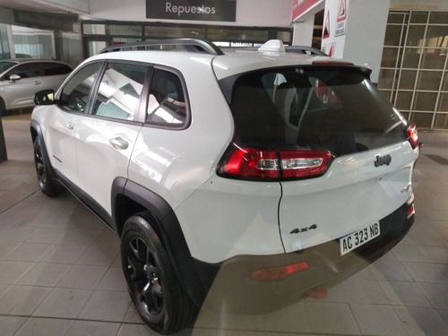 Imagen 3 de 8 de Jeep Cherokee Trailhank