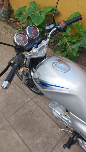 Suzuki En 125