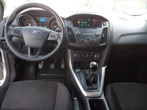 Imagen 9 de 12 de Ford Focus S 1.6 M/t