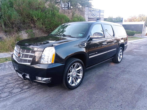 Imagen 1 de 13 de Cadillac Escalade Esv 6.2 Plinum Lujo . V8 8 Pas Aut 2013