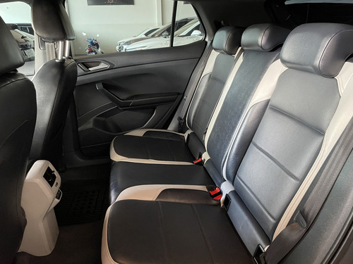 Volkswagen T-Cross 1.4 250 TSI TOTAL FLEX HIGHLINE AUTOMÁTICO