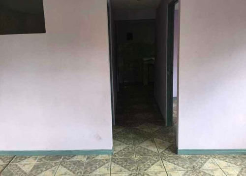 Imagen 3 de 6 de Se Alquilan 2 Casas Grandes En Block 7147-9340