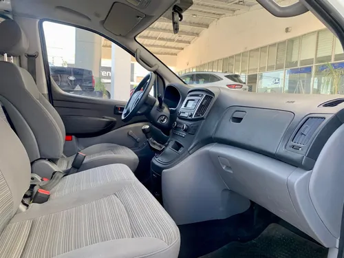 Hyundai Starex 2.4 Cargo Van
