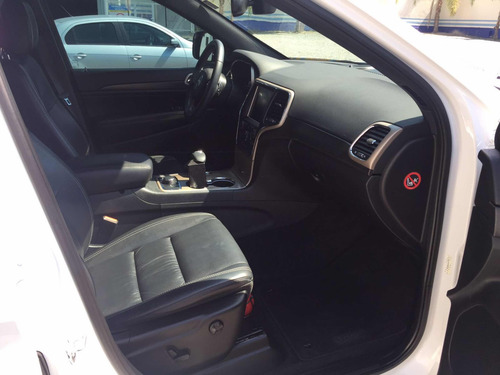 Jeep Gracherokee 3.6 Laredo Aut. 5p
